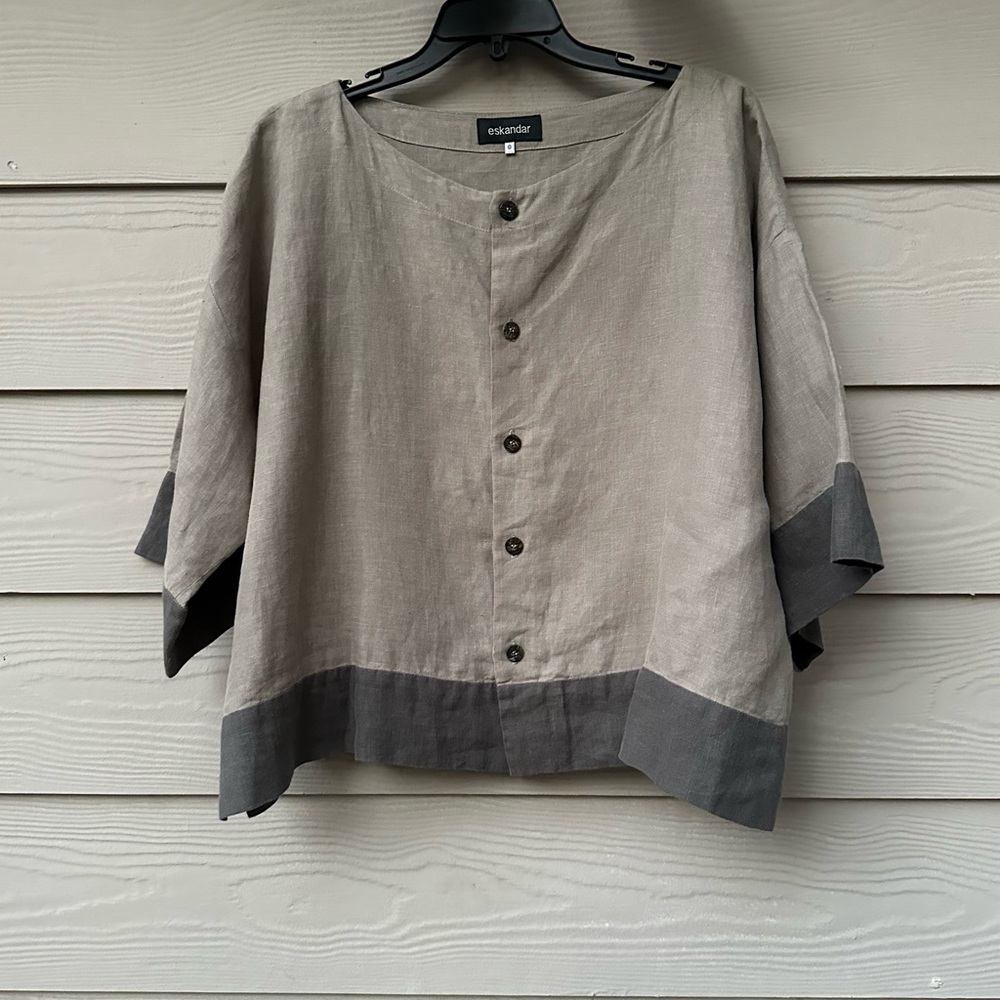 Eskandar
Linen Mock Neck Button-Up blazer